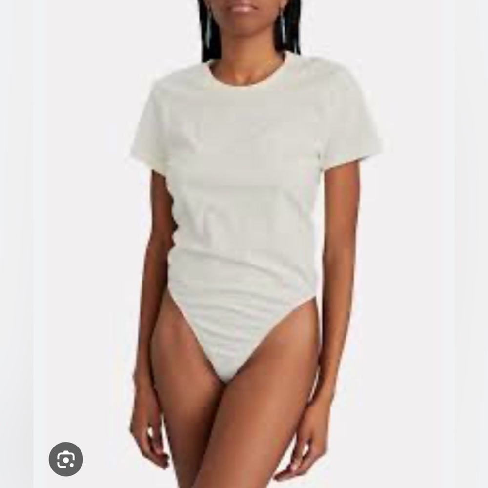 WeWoreWhat White Size Large Waffle Knit T-Shirt Bodysuit. Never worn